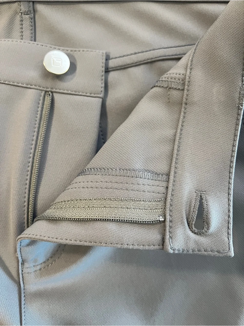 LAFAYETTE 148 New York Women’s Size 12 Gray Mercer Stretch Mid-Rise Skinny Jeans